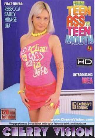 嘴裡跟嫩穴都塞满大屌