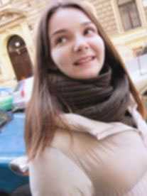 俄罗斯天使降临！经常微笑的沉稳妹子年轻身体！中出！