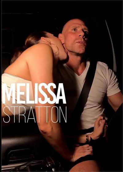 梅丽莎和约翰尼辛斯在他的卡车裡做爱