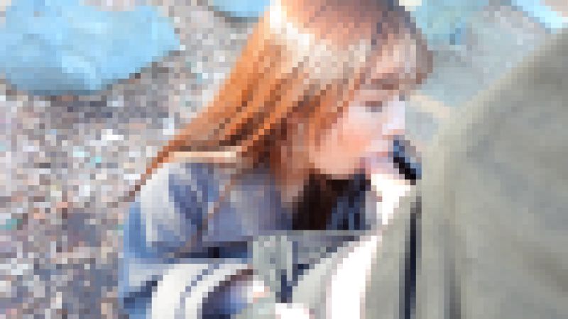 初拍、露脸！！今年大学毕业后进入媒体事业部的新鲜巨乳女员工，在假日叫出来口爆＆吞精！