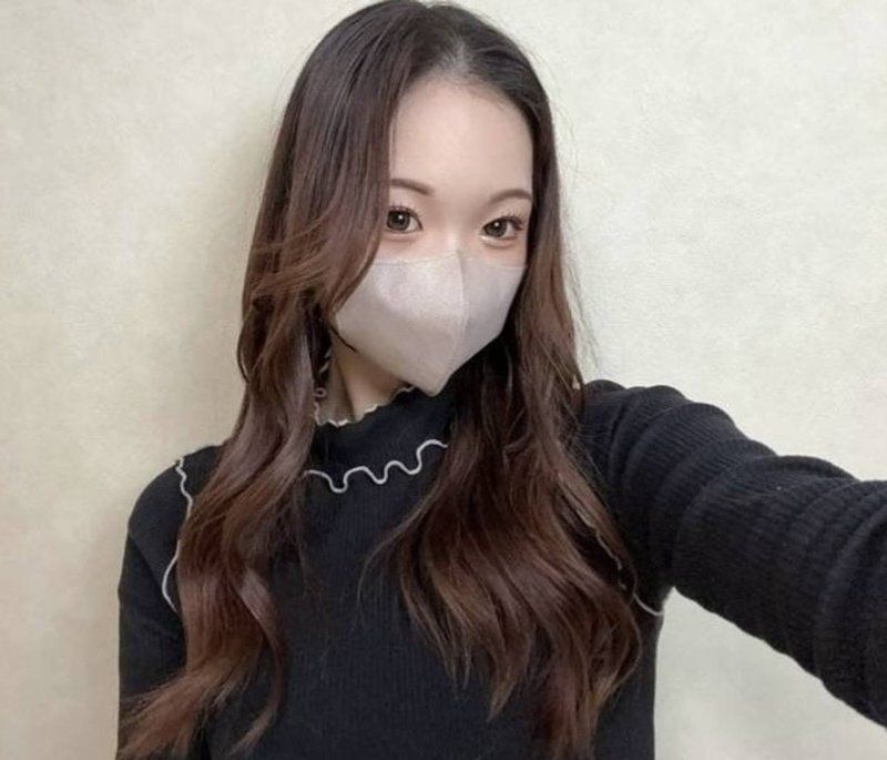 【完全素人】超可爱19岁巨乳女大学生。无套插入活塞式骑乘位让她高潮射精&毫无疑问的阴道深处中出夹击。附特典