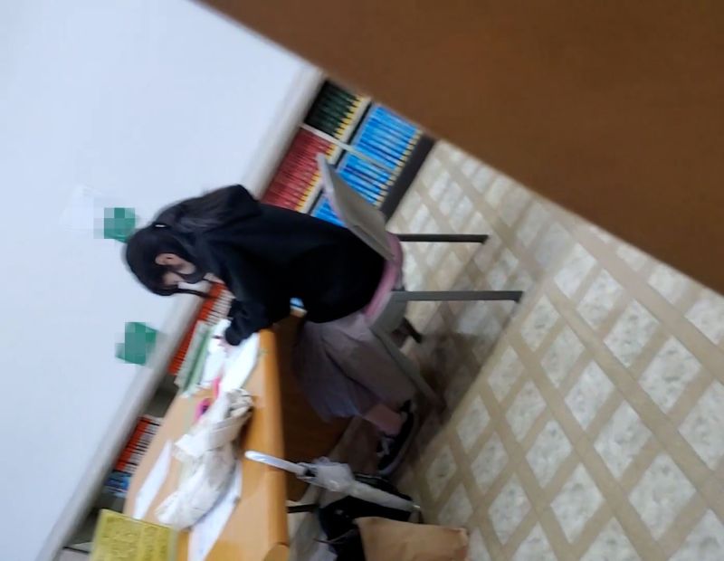 目标当公务员的阴沉妹子。对认真的她性教育2发体内射精。