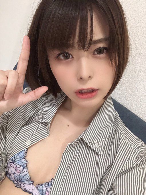 【私拍☓轻蔑自拍性爱】从厌恶感逐渐变成淫荡感的文化系美人