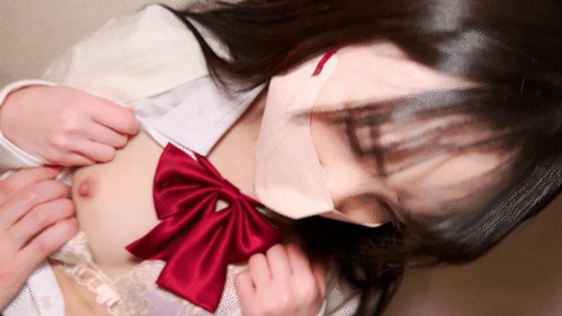 身高138cm 经验0人 有名艺人身兼多职。无法掩饰困惑，第一次看到的成人鸡巴。在禁则级的小小身体上，以过去最高金额实现的冲击性大量中出