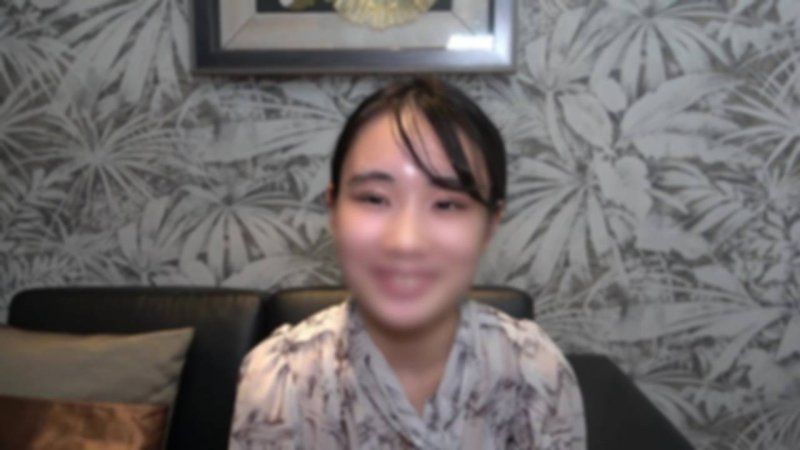 【初次拍攝】害羞沉默的辦公室職員隱藏的性慾。用纖細的身體貪婪地吞噬肉棒並求取中出