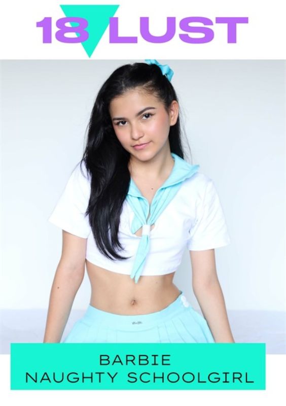 芭比淘氣女學生