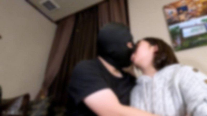 【素人初撮り】えり(18) 素朴な素人のノーメイク撮影の别画角动画となります。中年男の欲望をなされるがまま无心で淡々と受け入れる