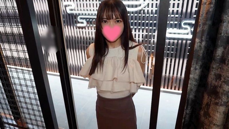 【神級腹肌！】田徑女大生的爆肌腹肌、最棒的腰身讓她高潮不斷的大量中出PLAY