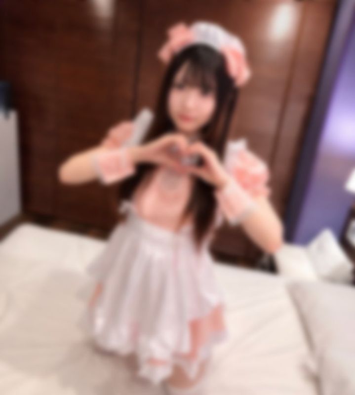【無】《7⽇間限定》色白ロケット爆乳の元人気アイドルがピンクメイド姿で全力ご奉仕！本気の絶頂でビクビク痙攣しながら中出し3連発!!※特典高画質＆未公開シーン