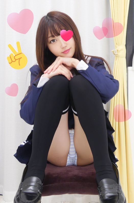 【自宅摄影・现役大学生】与苗条正统派美女角色扮演摄影会！