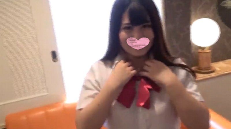 【無碼・個人拍攝】讓有著超級色情口交的豐滿童顏巨乳美女穿上制服自拍！