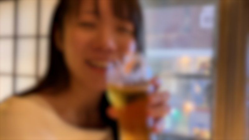 【露脸】超稀有！会分泌奶水的保育妹子。极度M体质，一碰就高潮。任意换装性爱让人怀孕中出！！！