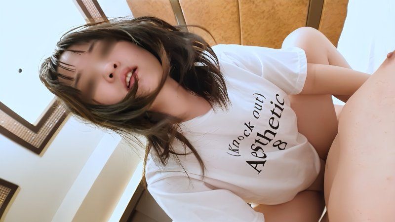 【无修正ｘ个人撮影】路上で声をかけたコがヤバい…乳首が性感帯！触っただけでヒクヒク…ビックン!!纯粋そうな见た目とは裏腹にスパイダー骑乗位がしゅごい！