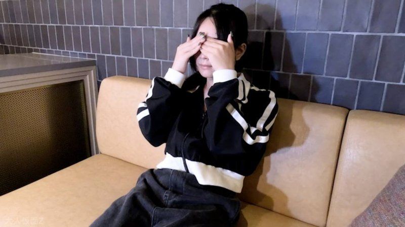【素人初撮り】さくら(18) フェラもしたことない可愛い素人の1回目撮影の別画角動画。緊張していたのに身体を触ったら即イキしてしまう。録画データを詰め込みました。