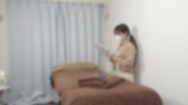 【无码/插入】干净又美丽的单身妈妈，在购物归来后再次光临。身材和肌肤都很棒，但似乎因为工作和育儿而很疲惫。