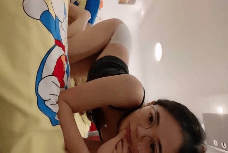 杏吧傳媒 極品少婦反差感強烈做愛表情迷死人