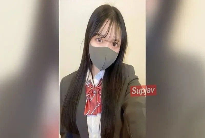 【初次拍攝】像洋娃娃般才貌雙全的纖細美女櫻醬！對某知名模特兒事務所的明日之星進行了第一次中出！