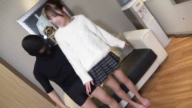 【颜值最强】10等身白皙纤细苗条的美容师（副业模特儿）过于美丽的身体。 「喜欢男人和肉棒都充满活力♡」只有被选中的男人才能品尝的紧緻小穴。